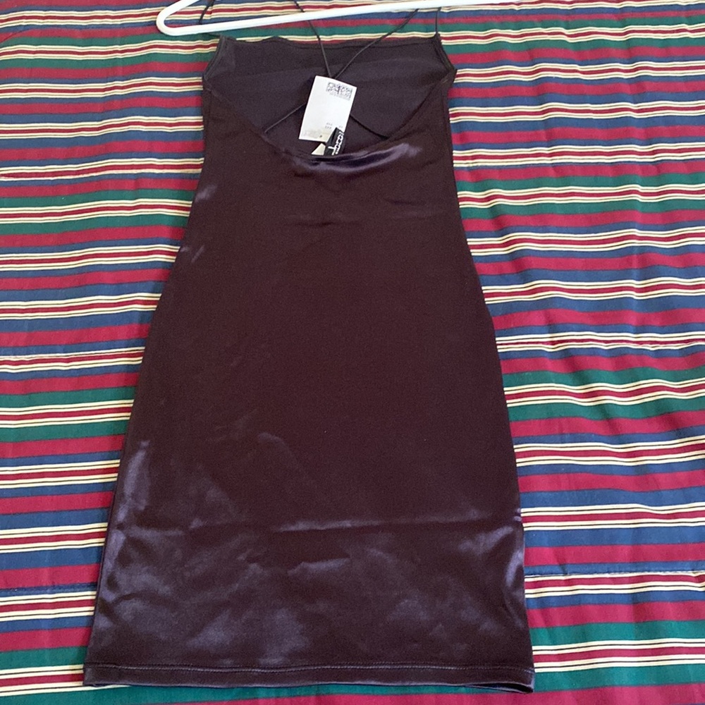 H&M BODYCON DRESS - Picture 2 of 3